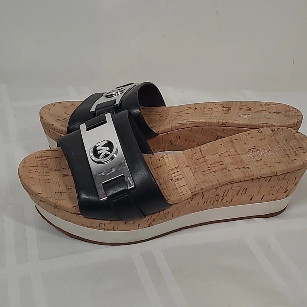 Michael Kors Women's Sandals - Picture 3 of 8